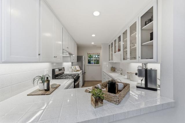 1962 Menalto, Menlo Park CA: https://media.crmls.org/mediaz/57c9568b-b2b3-4879-a2fc-6d5ccb341708.jpg