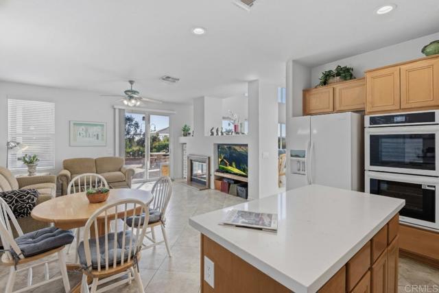 Detail Gallery Image 9 of 45 For 23 Greenvale, Rancho Santa Margarita,  CA 92688 - 4 Beds | 3 Baths