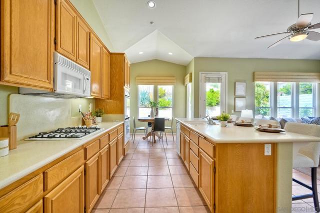 3136 Ferncreek Ln., Escondido CA: https://media.crmls.org/mediaz/57ca110c-c1b4-4f5f-8c88-fc8da8e8440a.jpg