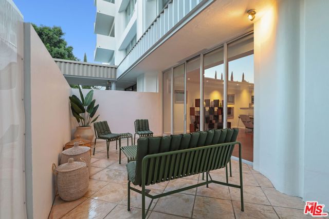 2170 Century Parkway, Los Angeles CA: https://media.crmls.org/mediaz/57ca4069-9306-40b2-9692-e2b18f21ce3a.jpg