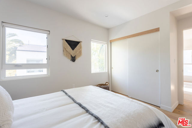 1946 1/2 Preston Avenue, Los Angeles CA: https://media.crmls.org/mediaz/57cb6eaa-b574-4d80-9001-ce2a70d7e2de.jpg