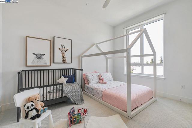 2359 Halogen Cmn, Fremont CA: https://media.crmls.org/mediaz/57cb7620-dd71-4823-b360-e6e2e1d02622.jpg