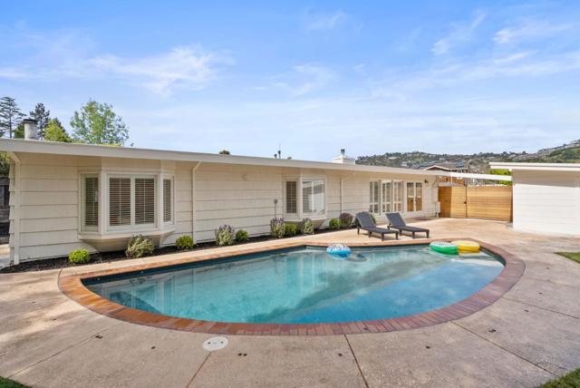 329 San Rafael Avenue,  CA: https://media.crmls.org/mediaz/57cc3ef2-878c-433f-acab-8d78cbd66dbb.jpg
