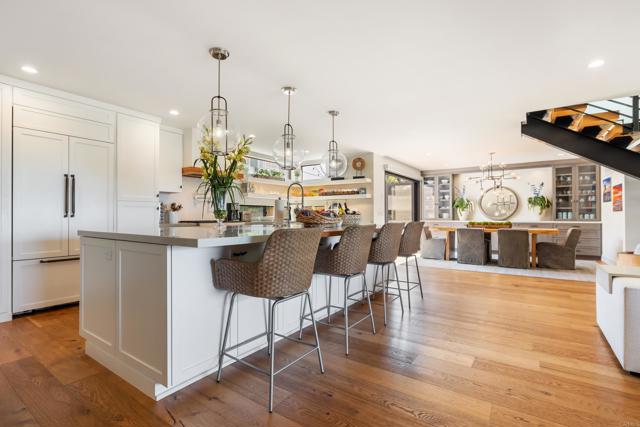 Detail Gallery Image 7 of 54 For 5080 Carlsbad Blvd, Carlsbad,  CA 92008 - 5 Beds | 4 Baths