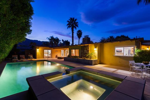 1387 E Verbena Drive, Palm Springs CA: https://media.crmls.org/mediaz/57cc8731-9b1b-474d-ab3c-cabea38443b2.jpg