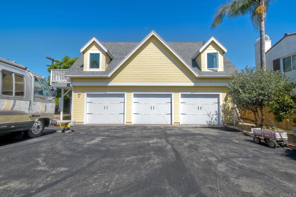 624 Laguna Drive