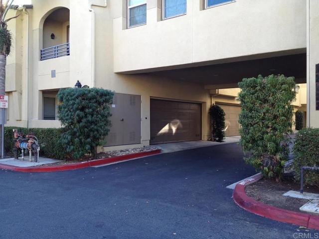 Detail Gallery Image 14 of 16 For 2856 Escala Cir, San Diego,  CA 92108 - 3 Beds | 3/1 Baths