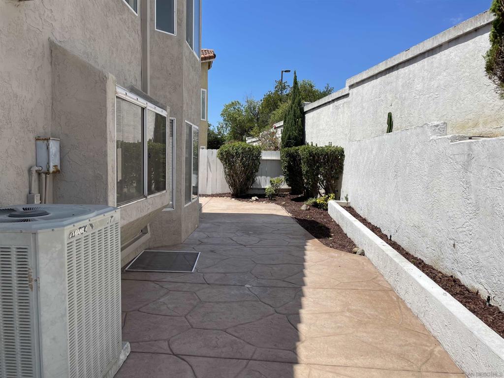 8398 Rimridge Lane - photo 12
