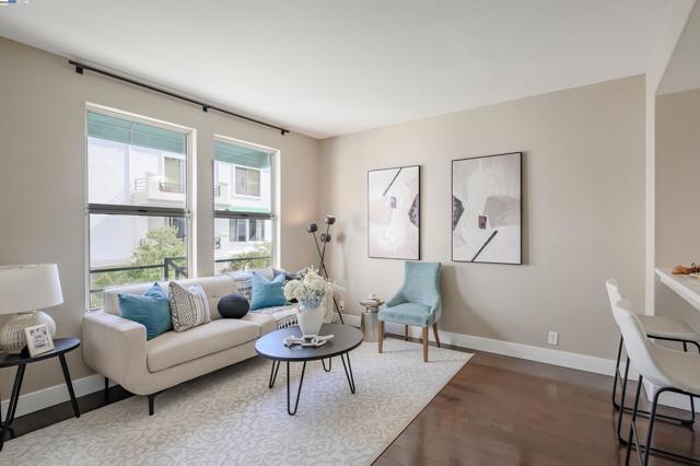 Image 19 of 29 For 440 Navaro Pl  115