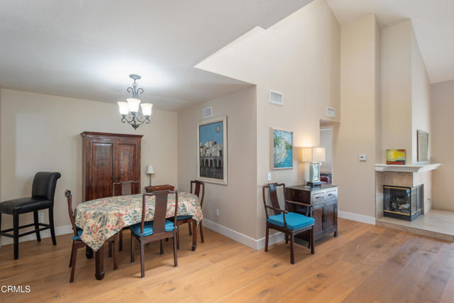 Detail Gallery Image 14 of 29 For 1356 El Lazo Ct, Camarillo,  CA 93012 - 2 Beds | 2 Baths