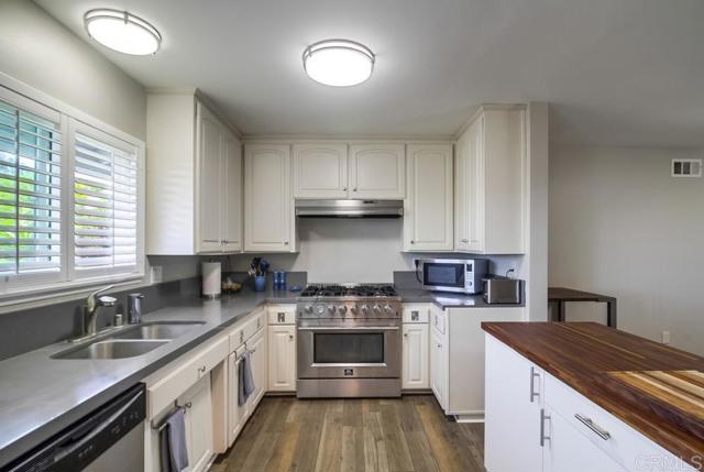 Detail Gallery Image 17 of 44 For 7970 Wetherly St, La Mesa,  CA 91941 - 3 Beds | 2 Baths