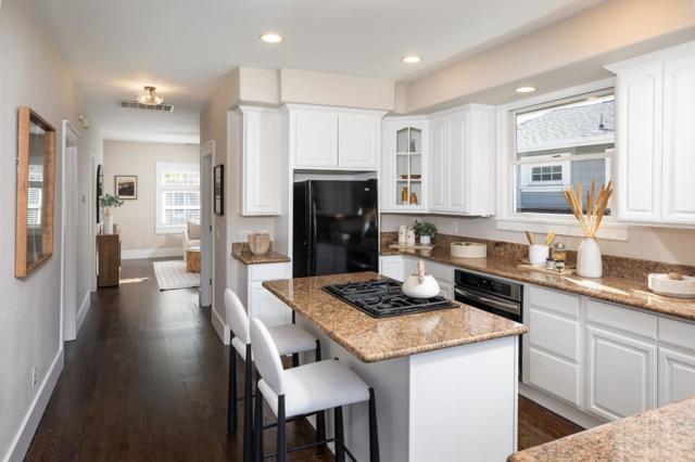 111 N Willard Avenue, San Jose CA: https://media.crmls.org/mediaz/57d09f28-32e8-4081-951f-dd113ab27222.jpg