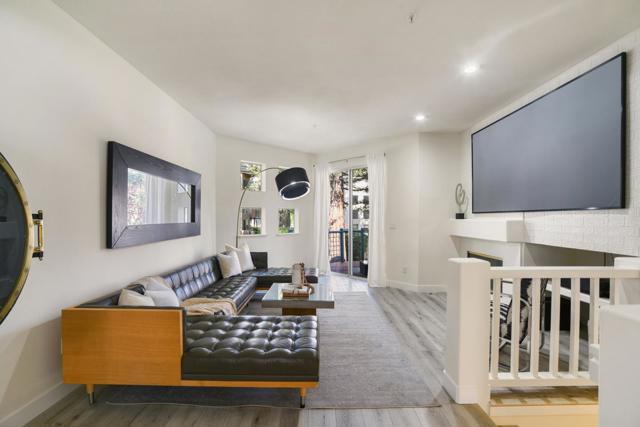 989 Asilomar Terrace, Sunnyvale CA: https://media.crmls.org/mediaz/57d10d28-8e14-4ab4-aebb-35212dd3d905.jpg