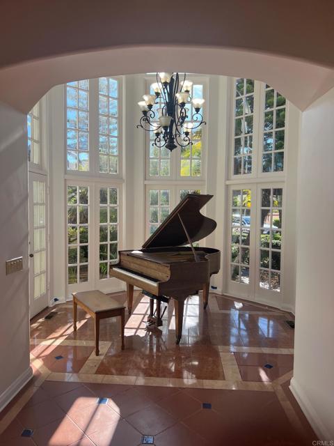 Detail Gallery Image 21 of 29 For 9450 La Jolla Farms Rd, La Jolla,  CA 92037 - 8 Beds | 7/1 Baths