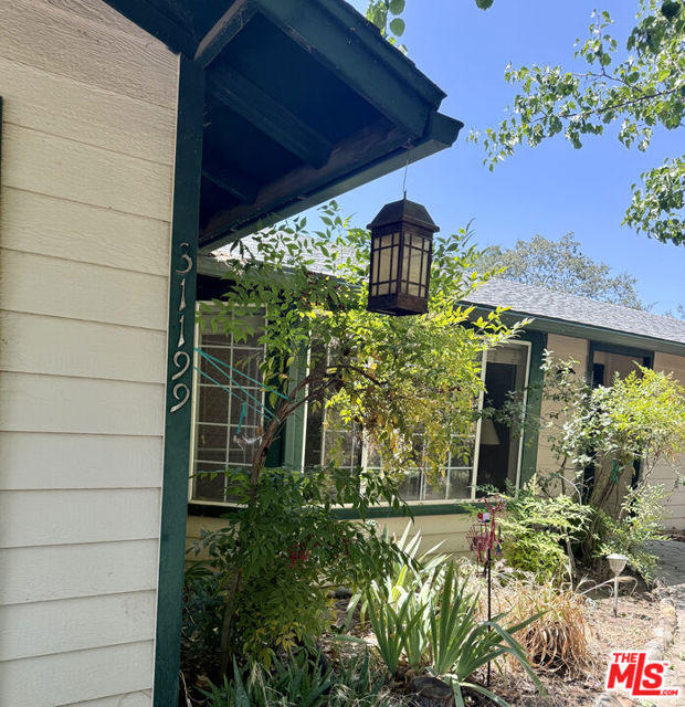 31199 Rolling Meadow Court, Coarsegold CA: https://media.crmls.org/mediaz/57d246ca-e1a8-437a-9734-0f2074ee370a.jpg