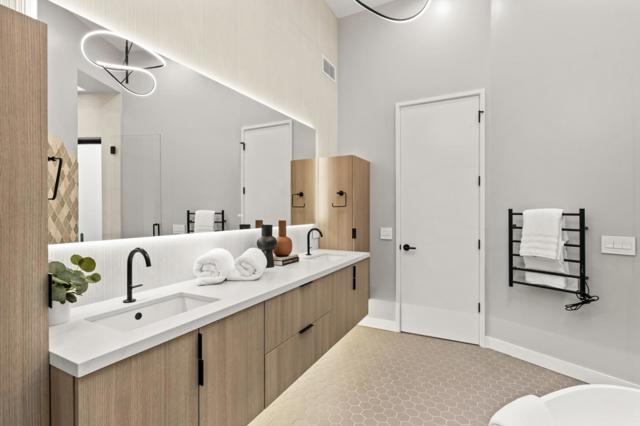 90 Crescent Drive, Palo Alto CA: https://media.crmls.org/mediaz/57d2b5aa-1713-40d9-adc7-9483f65fd618.jpg
