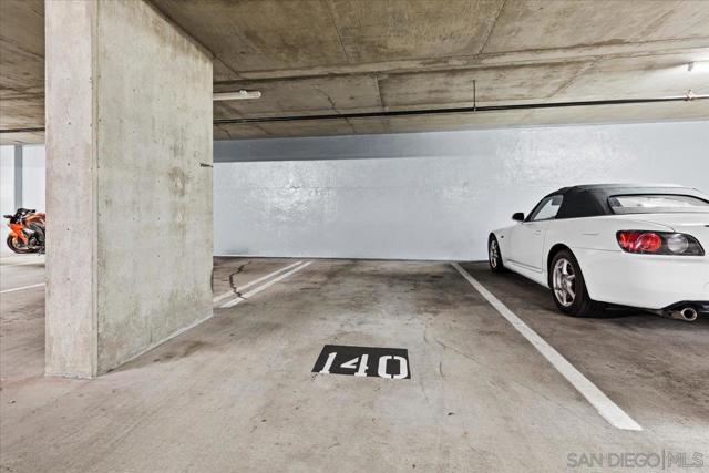 530 K St, San Diego CA: https://media.crmls.org/mediaz/57d2cbb1-fa1c-4ba9-b284-d4bf49456797.jpg