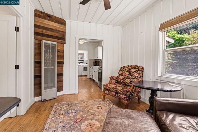 1451 Franklin Canyon Rd, Martinez CA: https://media.crmls.org/mediaz/57d30b52-5c4a-4d43-886f-ce9f84ebefd7.jpg