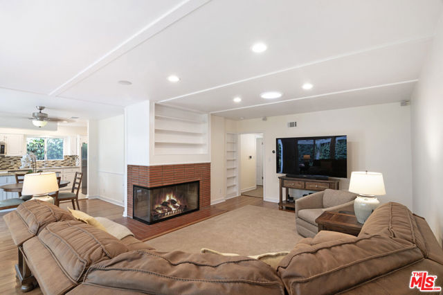 12954 Otsego Street, Sherman Oaks CA: https://media.crmls.org/mediaz/57d37269-d002-4b81-9af4-73dbf92816fb.jpg