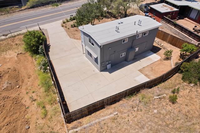 3754 56 Riviera Dr, La Mesa CA: https://media.crmls.org/mediaz/57d3ecc5-0a6c-4f99-83c3-428981300eee.jpg
