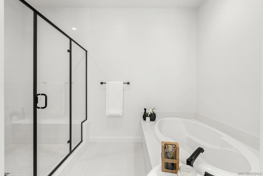 https://media.crmls.org/mediaz/57d4db5b-759b-4d8b-80c0-e8d1a2fd1acb.jpg?preset=X-Large