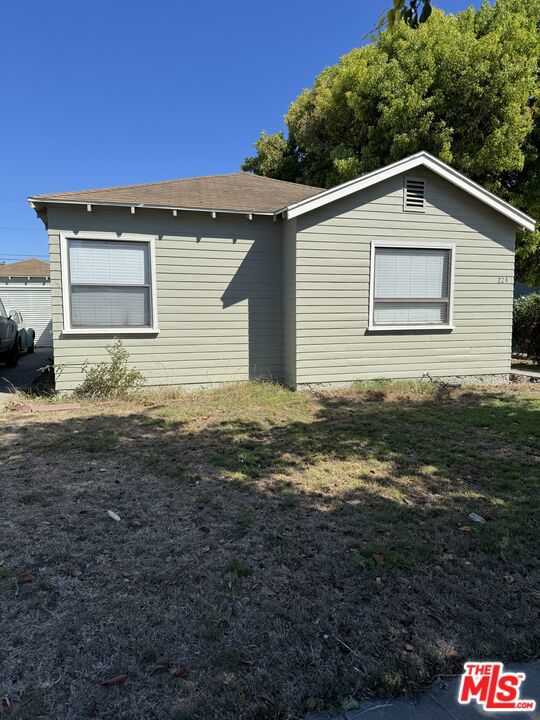 224 N F Street, Lompoc CA: https://media.crmls.org/mediaz/57d5bab4-d3d0-4dbc-8bc2-447d8ba46432.jpg