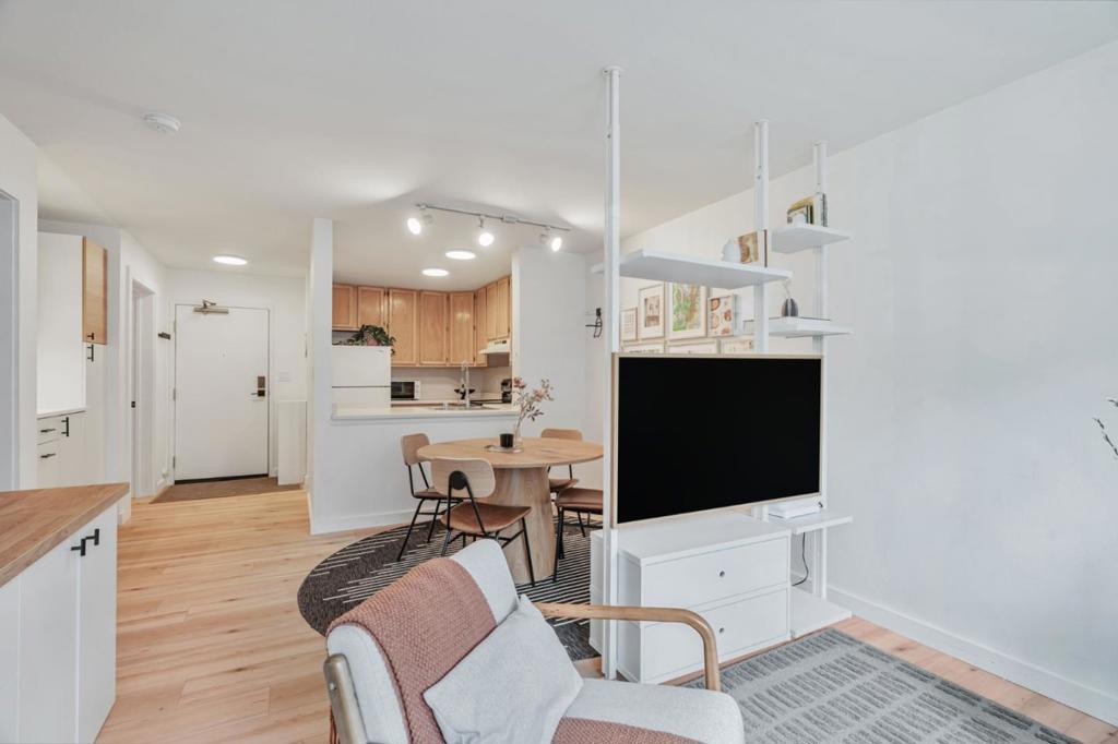 2225 23rd Street #115