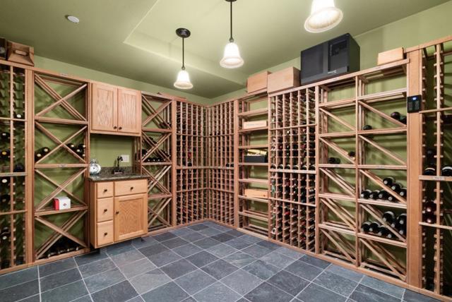 2053 Weston Road, Scotts Valley CA: https://media.crmls.org/mediaz/57d76719-83a4-4e9c-9e10-20311036cb8c.jpg