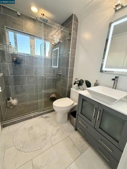 3318 Ellesmere Court, Walnut Creek CA: https://media.crmls.org/mediaz/57d791ae-e5db-46cb-a56f-3fa7bf401c90.jpg