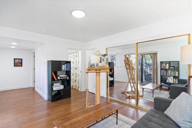 7 Wyndemere Vale, Monterey CA: https://media.crmls.org/mediaz/57d7bd8d-d06d-4e11-83d0-810b6edf1c12.jpg