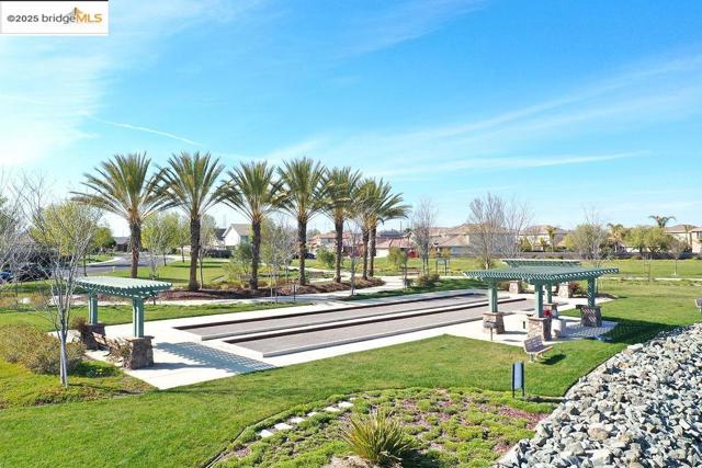8065 Westport Circle, Discovery Bay CA: https://media.crmls.org/mediaz/57d92874-17d3-426a-86f3-a33b49e0a480.jpg