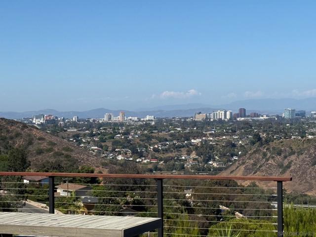 5745 Soledad Mountain Road, La Jolla CA: https://media.crmls.org/mediaz/57da76f6-a55c-4320-b6b1-8b039c6badc9.jpg