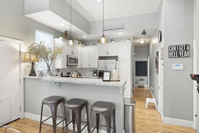 168 S Palm Street, Ventura CA: https://media.crmls.org/mediaz/57da8e93-7787-4c8f-b007-4c41a7aa5f26.jpg