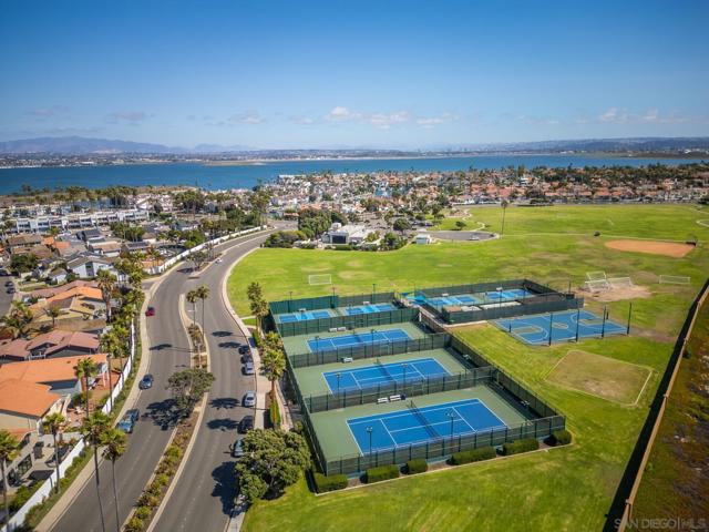 24 Bahama Bend, Coronado CA: https://media.crmls.org/mediaz/57db1c7c-5ea9-4240-b1a6-91b31a3deb20.jpg