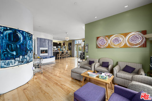 801 Westbourne Drive, West Hollywood CA: https://media.crmls.org/mediaz/57db8b1c-1d65-4071-b8a8-a9a205f7d840.jpg