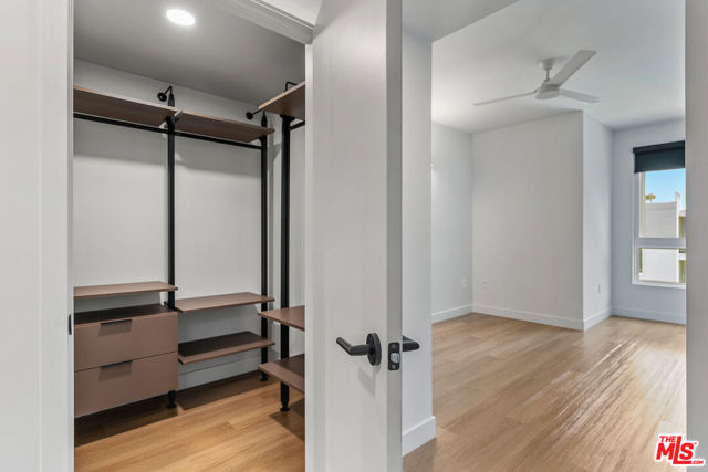 10601 Washington Boulevard, Culver City CA: https://media.crmls.org/mediaz/57dbb070-6ba3-4208-97ec-a86c97210d19.jpg