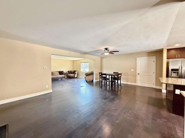 3669 Calavo Dr, Spring Valley CA: https://media.crmls.org/mediaz/57dd93b4-1b6e-4120-8eb4-a0055e7c3db5.jpg