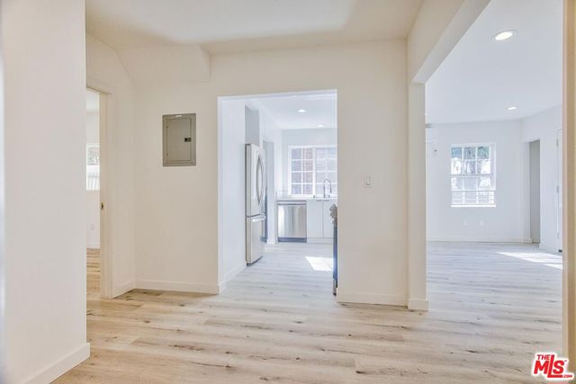 158 N Edgemont Street, Los Angeles CA: https://media.crmls.org/mediaz/57ddefaa-848c-428f-a60f-7f71acd09f31.jpg