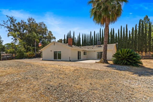 Detail Gallery Image 35 of 64 For 1838 Acacia Ln, Fallbrook,  CA 92028 - 6 Beds | 3 Baths
