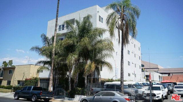 926 S Manhattan Pl #202, Los Angeles, CA 90019