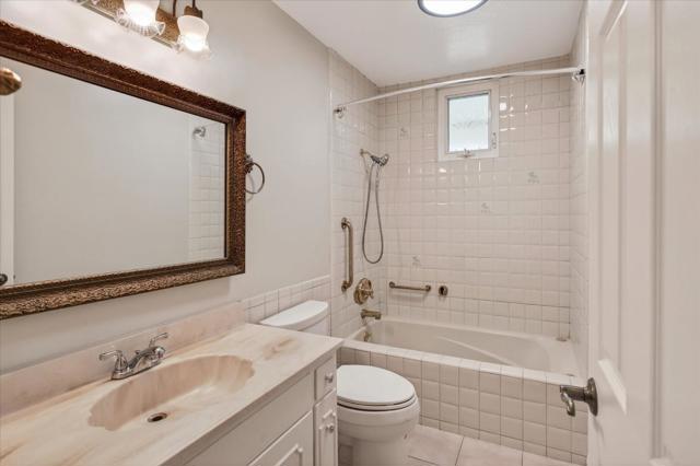 Image 11 of 27 For 2310 Montezuma Drive