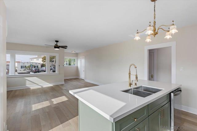 Image 9 of 30 For 2453 Curlew St