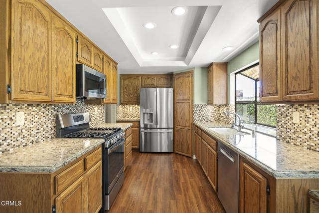 Detail Gallery Image 3 of 44 For 373 Sacramento Dr, Ventura,  CA 93004 - 4 Beds | 2/1 Baths