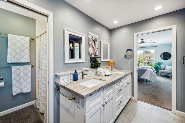 4839 Merganser Ct, Pleasanton CA: https://media.crmls.org/mediaz/57e1312a-3fad-4547-9b79-e683452362be.jpg