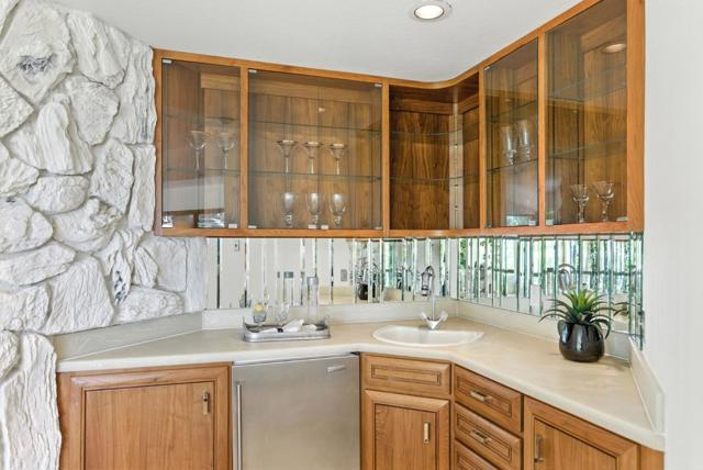 12391 Farr Ranch Court, Saratoga CA: https://media.crmls.org/mediaz/57e15312-21a1-41ed-9c48-9e45b19eba9f.jpg