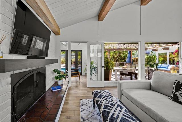228 Vista Verde, Carmel Valley CA: https://media.crmls.org/mediaz/57e22571-0ca8-4607-8f81-41ad251db64e.jpg