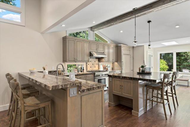 427 Paco Drive, Los Altos CA: https://media.crmls.org/mediaz/57e30bb2-edf0-4b39-bfea-41b3658740ce.jpg