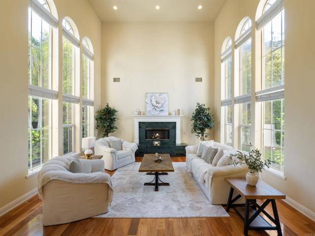 2535 San Clemente Avenue, Vista CA: https://media.crmls.org/mediaz/57e47c14-7f8e-4de1-968b-22af3c19d1b7.jpg