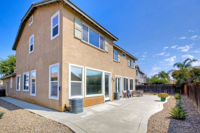 31659 Poppy Street, Winchester CA: https://media.crmls.org/mediaz/57e4dd91-3143-401d-9dec-648f300d57c0.jpg