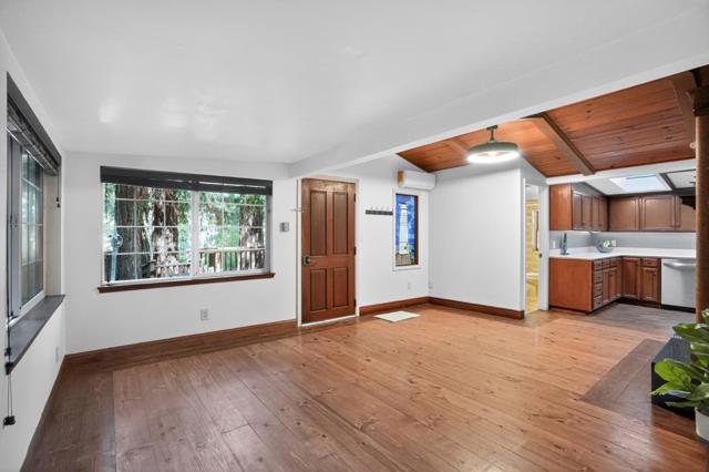 11033 Sequoia Avenue, Felton CA: https://media.crmls.org/mediaz/57e4fb97-d3f0-47a1-829a-a3d8c580d6c6.jpg